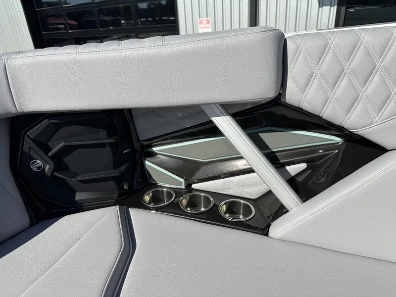 Slide: The Image of Tigé 22RZX 2026 - 41