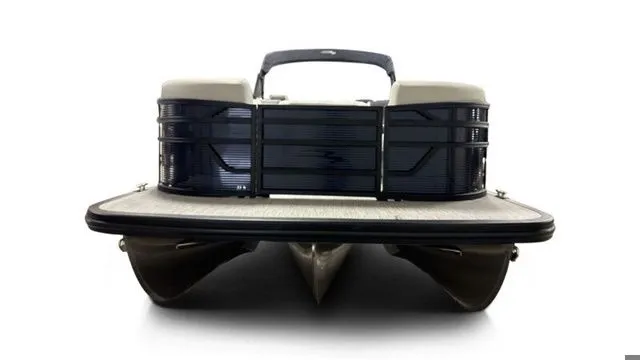 Slide: The Image of Bennington S-One Quad Bench 22 SSR Tritoon 2026 - 3