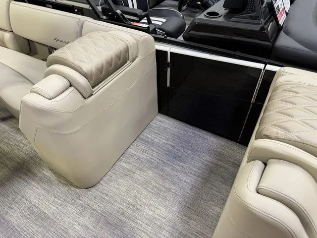 Slide: The Image of Bennington RX Sport Swingback 25 RXSBA 2026 - 12