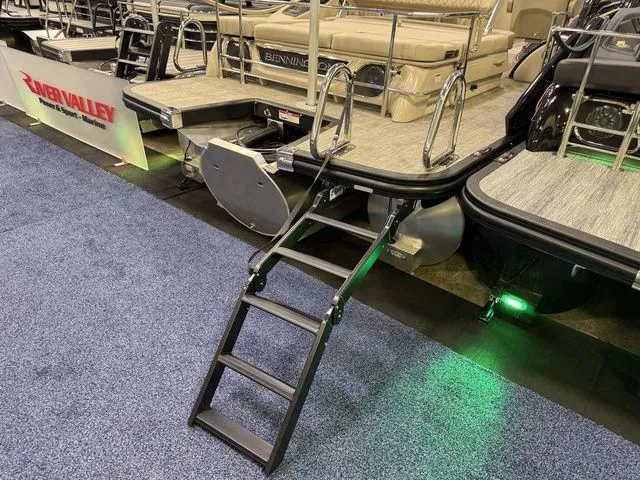 Slide: The Image of Bennington RX Sport Swingback 25 RXSBA 2026 - 29