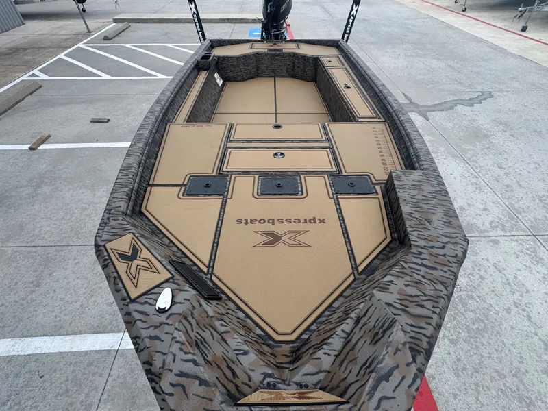 Slide: The Image of Xpress X18DB 2026 - 15