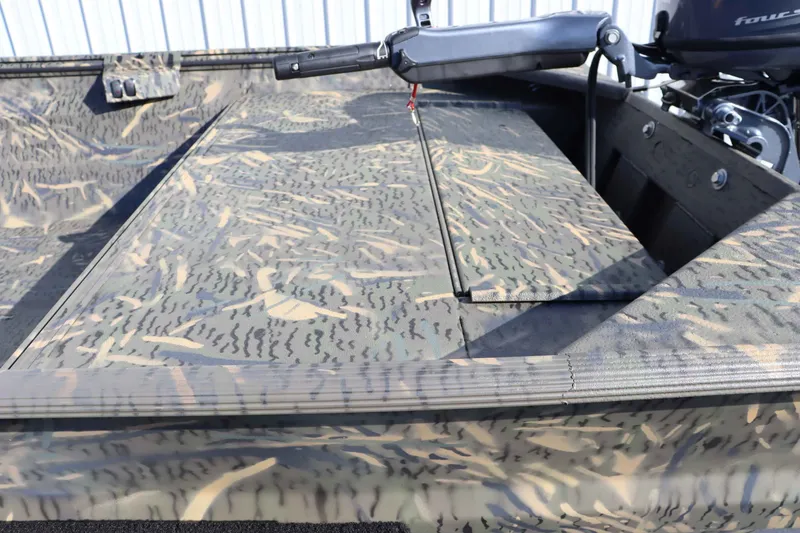 Slide: The Image of War Eagle 648LDV 2026 - 10