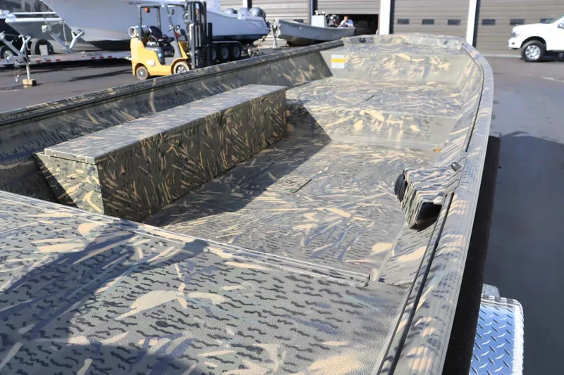 Slide: The Image of War Eagle 648LDV 2026 - 9