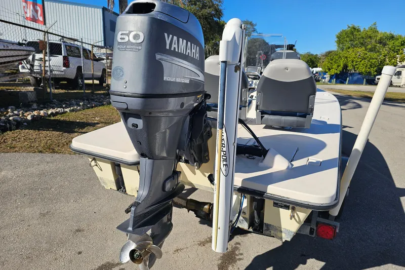 Slide: The Image of 2002 Maverick 17 HPX Mirage Tunnel boat with Yamaha 60 HP outboard motor. - 4