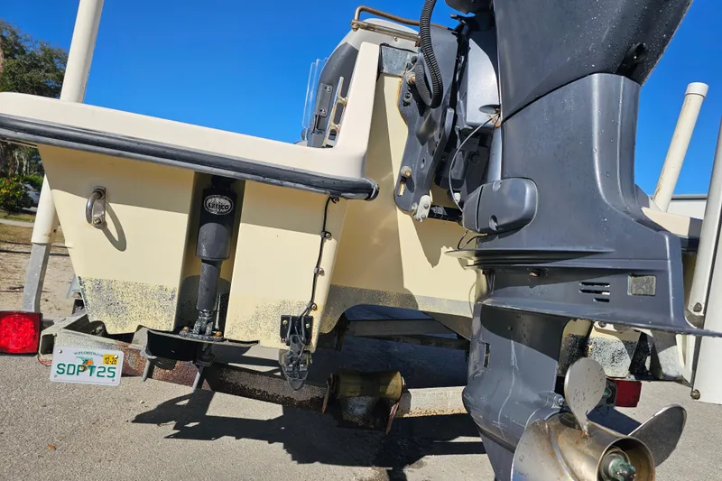 Slide: The Image of 2002 Maverick 17 HPX Mirage Tunnel boat with outboard motor, rear view. - 5