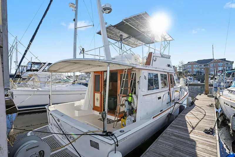 Slide: The Image of Shannon VOYAGER 1991 - 30