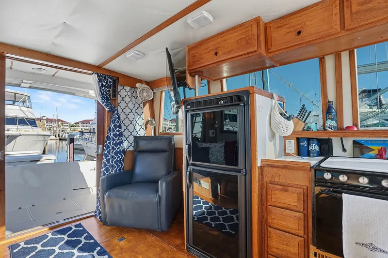 Slide: The Image of Shannon VOYAGER 1991 - 5