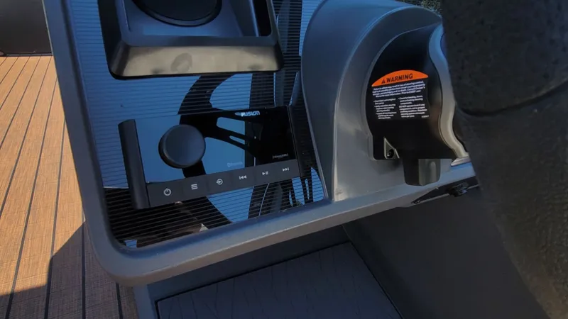 Slide: The Image of Manitou Explore 26 Switchback 2025 - 12