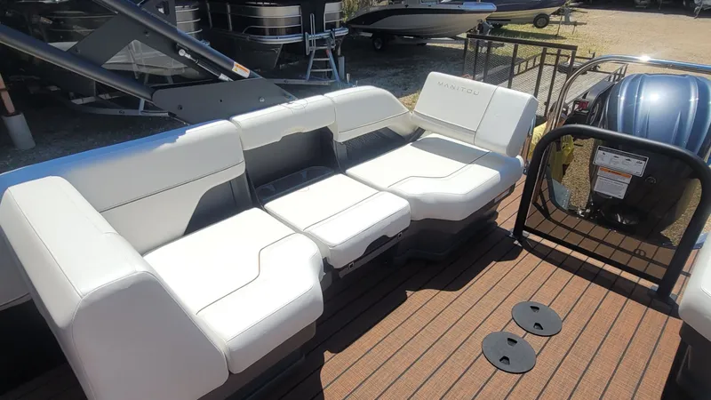 Slide: The Image of Manitou Explore 26 Switchback 2025 - 15