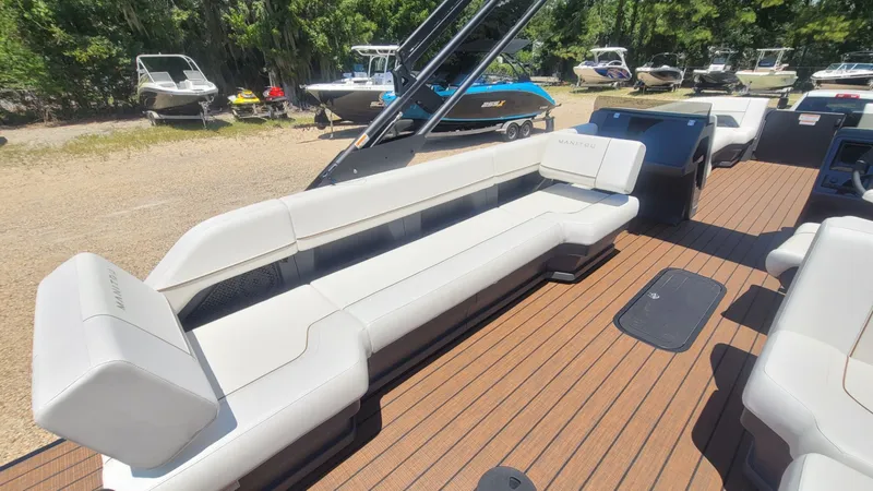 Slide: The Image of Manitou Explore 26 Switchback 2025 - 17