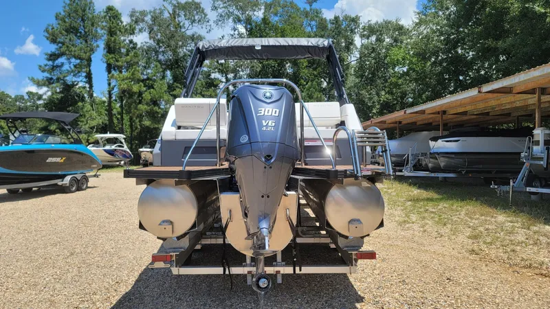 Slide: The Image of Manitou Explore 26 Switchback 2025 - 3