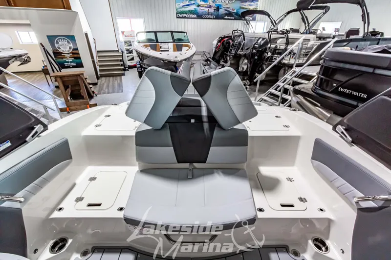 Slide: The Image of 2026 Chaparral 21 SSi boat interior at Lakeside Marina showroom. - 12