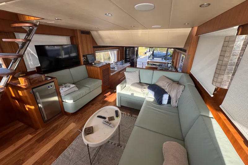 Slide: The Image of Luxurious interior of 2023 Outer Reef Yachts 670 Azure Motoryacht with modern furnishings. - 15