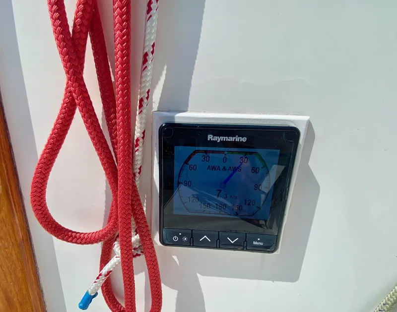 Slide: The Image of 1994 Tartan Piper 28 - Water Music - 15