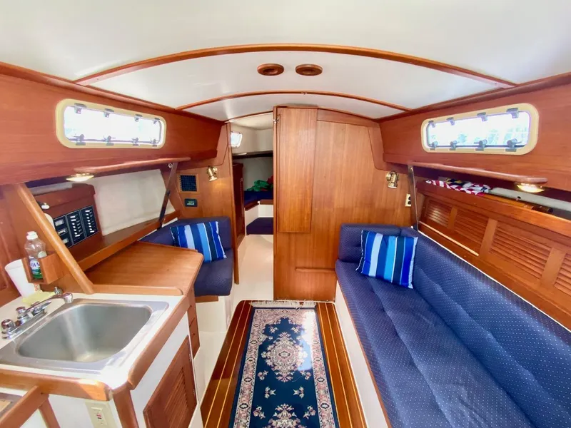 Slide: The Image of 1994 Tartan Piper 28 - Water Music - 24