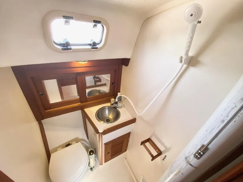 Slide: The Image of 1994 Tartan Piper 28 - Water Music - 33