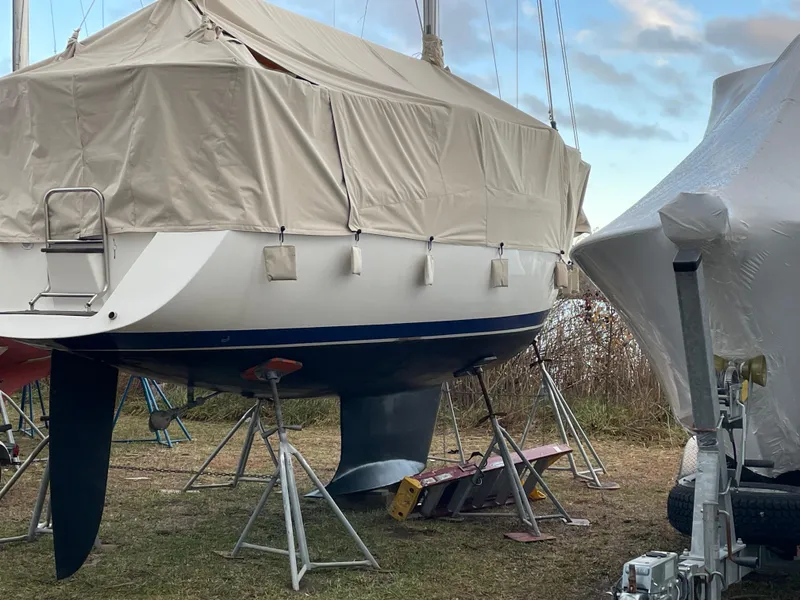 Slide: The Image of 1994 Tartan Piper 28 - Water Music - 40