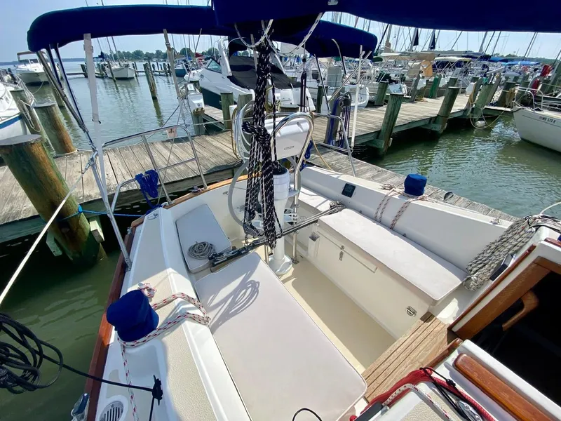 Slide: The Image of 1994 Tartan Piper 28 - Water Music - 6