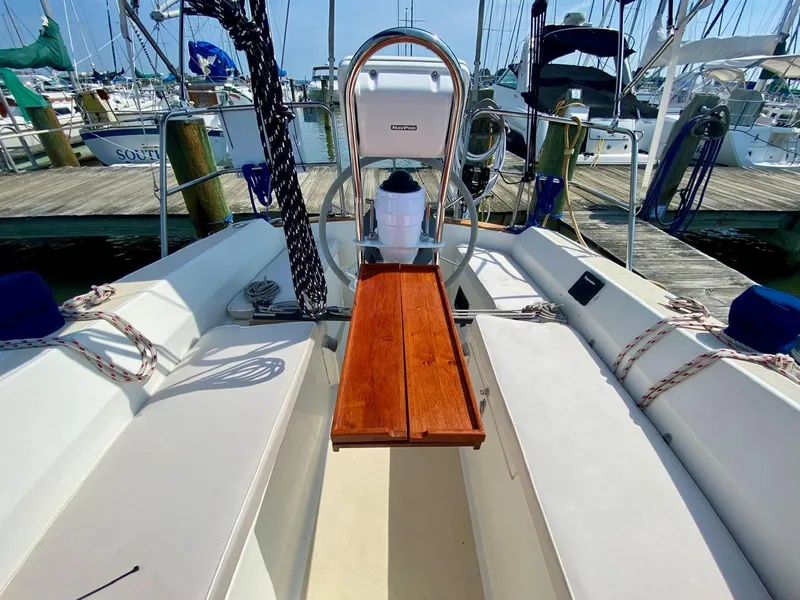 Slide: The Image of 1994 Tartan Piper 28 - Water Music - 9