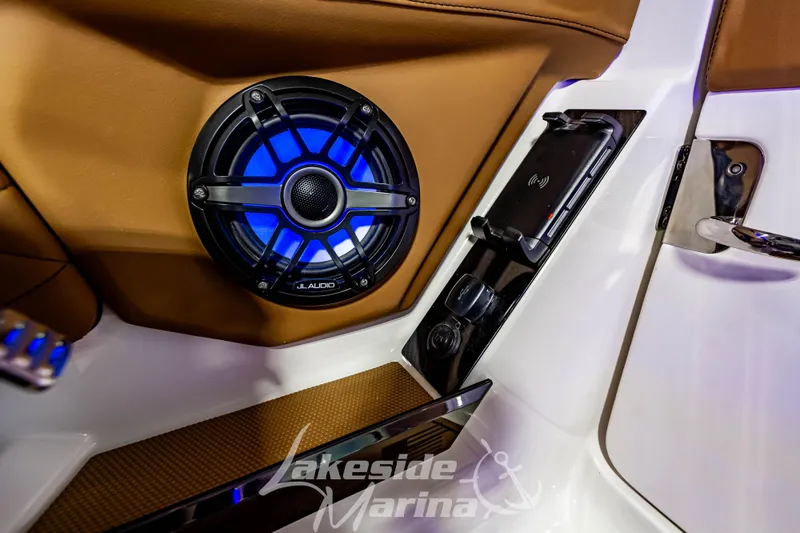 Slide: The Image of 2026 Chaparral SSX 6 interior with JL Audio speaker and phone dock. - 22
