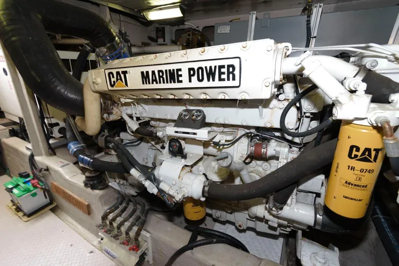Slide: The Image of Engine room of 2001 Sea Ray 540 Cockpit Motor Yacht with CAT Marine Power engine. - 44