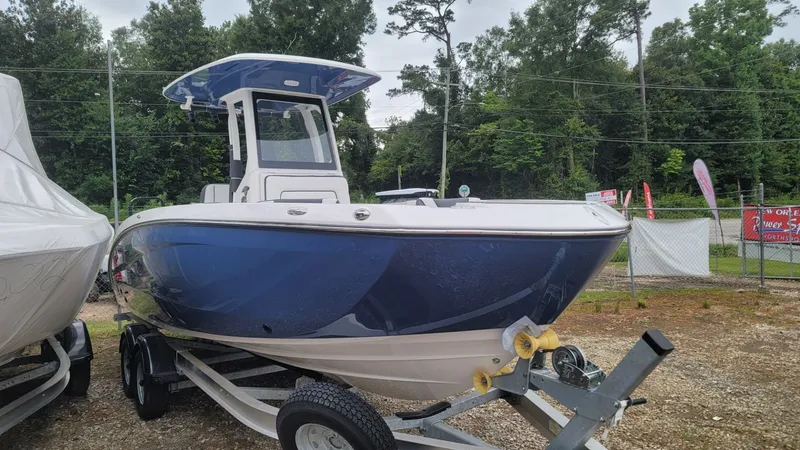 Slide: The Image of Yamaha 252 FSH Sport 2025 - 3