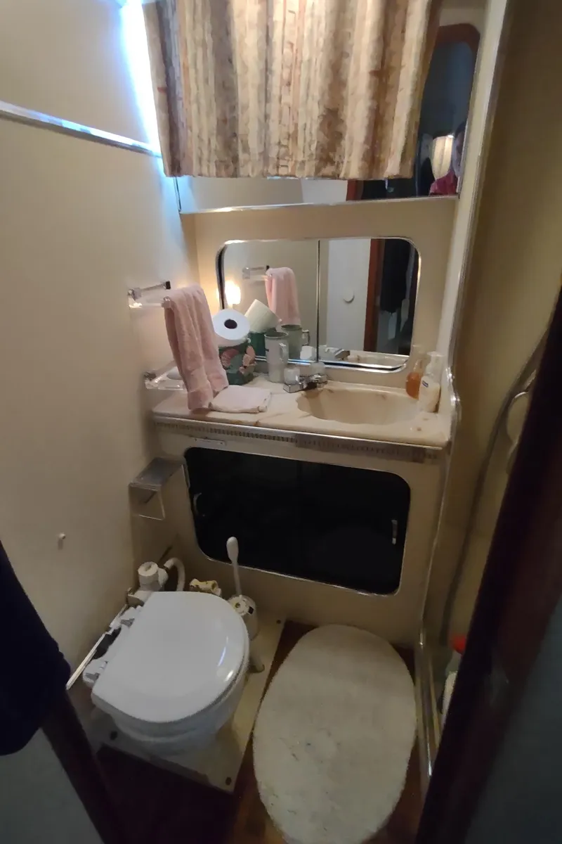 Slide: The Image of Bathroom in 1987 Chris-Craft 381 Catalina boat. - 36