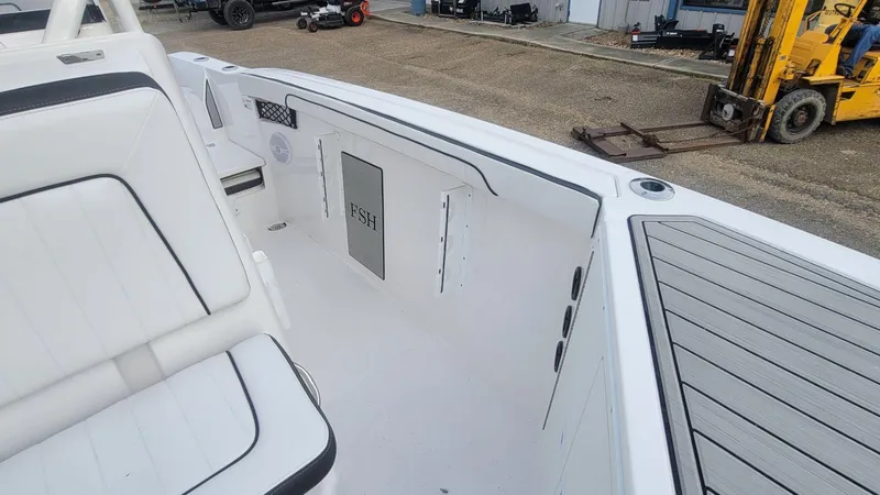 Slide: The Image of Yamaha 222 FSH Sport 2025 - 14