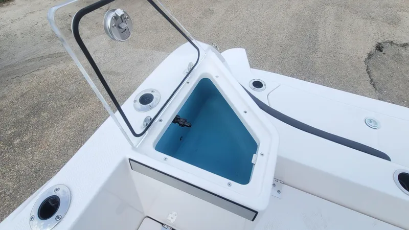 Slide: The Image of Yamaha 222 FSH Sport 2025 - 18