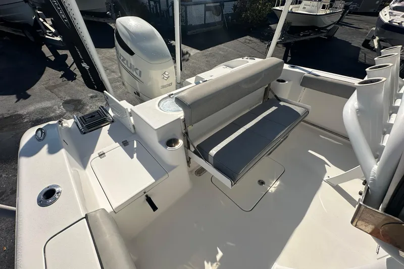 Slide: The Image of 2020 Sea Pro 239 Center Console boat interior with Suzuki 300 engine. - 24