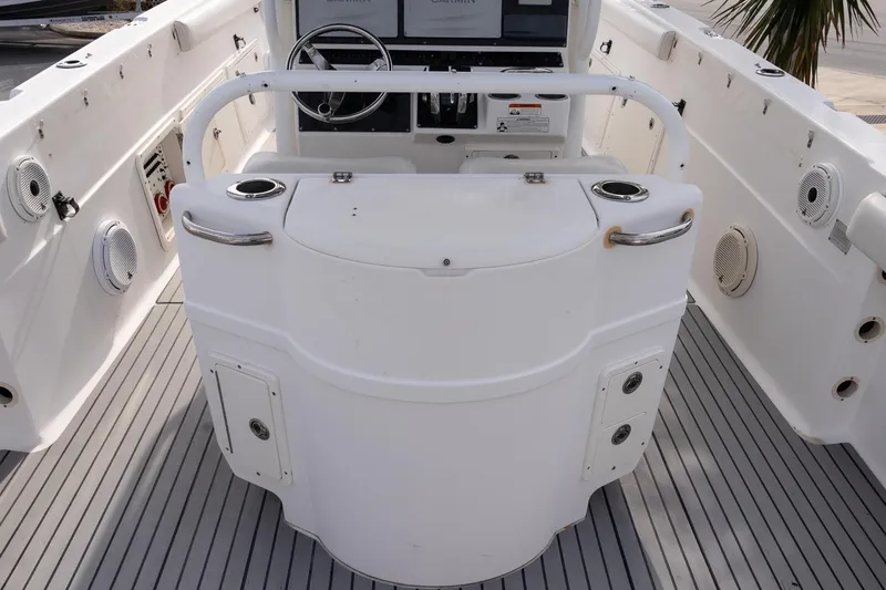 Slide: The Image of 2007 Wellcraft 35 Tournament boat helm with Garmin navigation displays and steering wheel. - 10