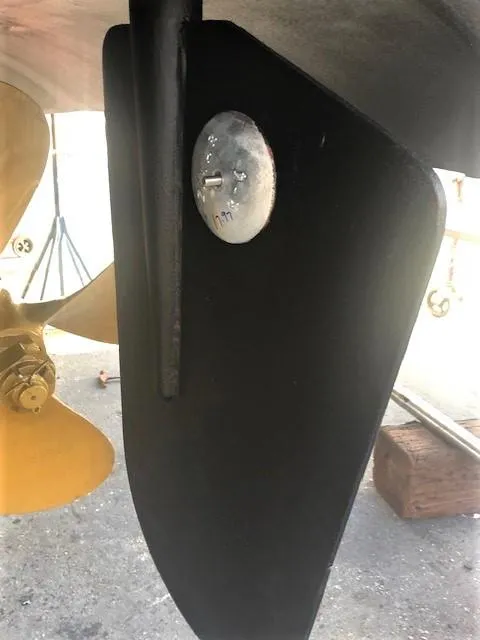 Slide: The Image of Close-up of 2007 Pama 540 LX Pilothouse rudder and propeller. - 46