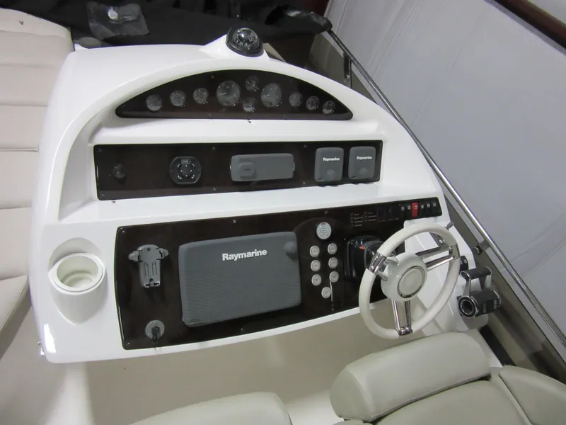 Slide: The Image of Helm of 2014 Sunseeker Manhattan 53 yacht with Raymarine navigation system. - 5