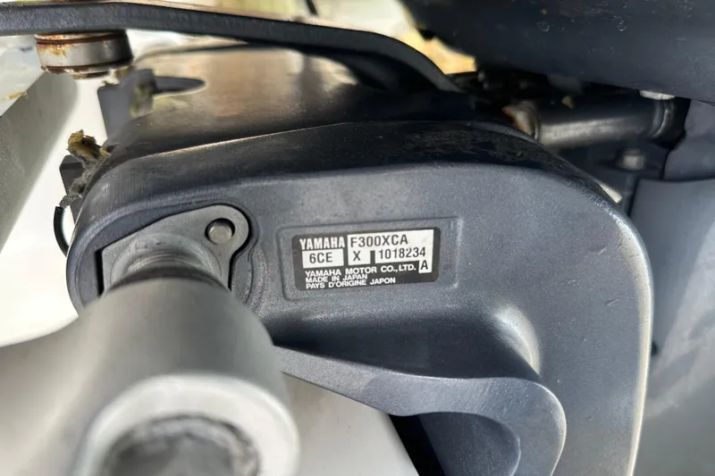 Slide: The Image of Yamaha F300XCA engine on 2015 Everglades 295 Center Console boat. - 43