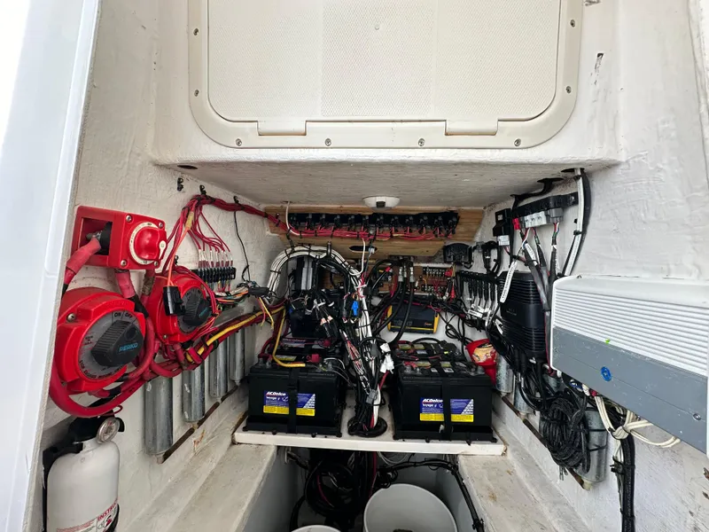 Slide: The Image of Contender 33 - Engines - 15