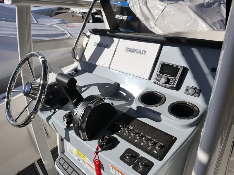 Slide: The Image of Bayliner TROPHY CC20 2026 - 9