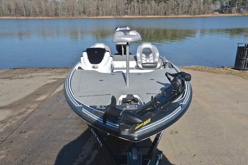 Slide: The Image of 2018 Nitro Z18 Pro boat at lakeside launch, featuring sleek design and modern equipment. - 17