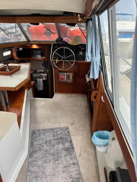 Slide: The Image of Salon - 24