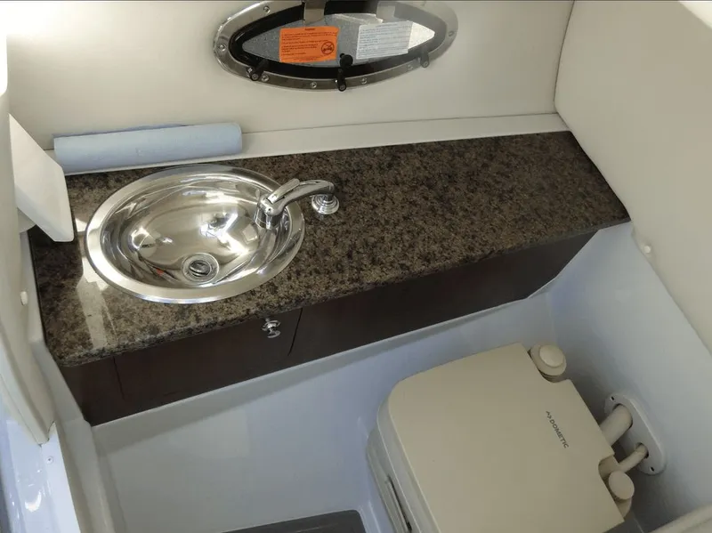 Slide: The Image of Crownline Boats E24 XS 2018 - 12