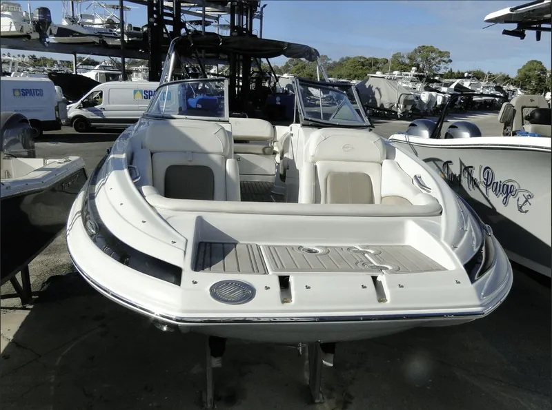 Slide: The Image of Crownline Boats E24 XS 2018 - 2