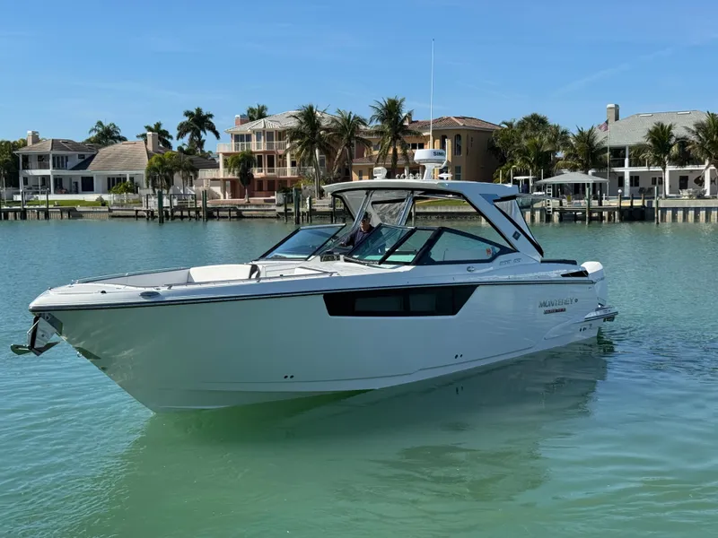 Slide: The Image of Monterey 385 SS 2023 - 0