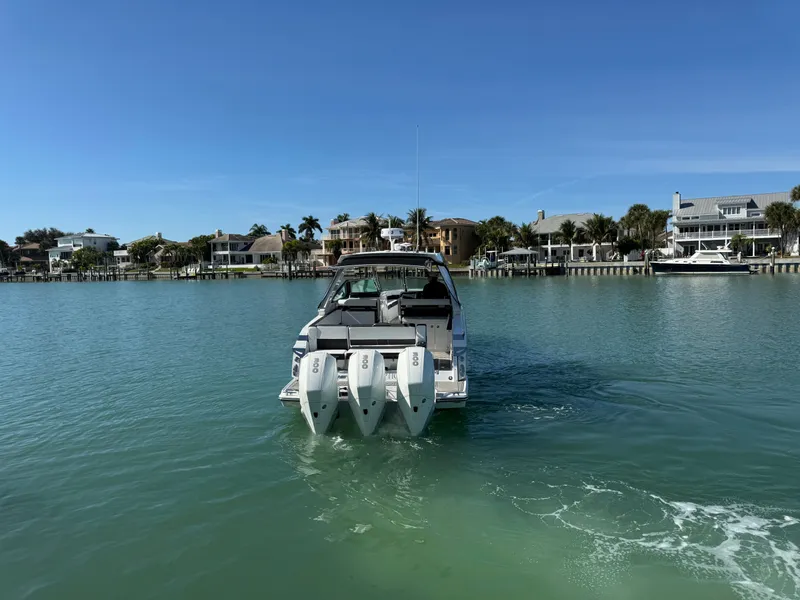 Slide: The Image of Monterey 385 SS 2023 - 15