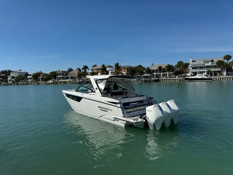 Slide: The Image of Monterey 385 SS 2023 - 16