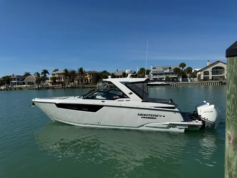 Slide: The Image of Monterey 385 SS 2023 - 18