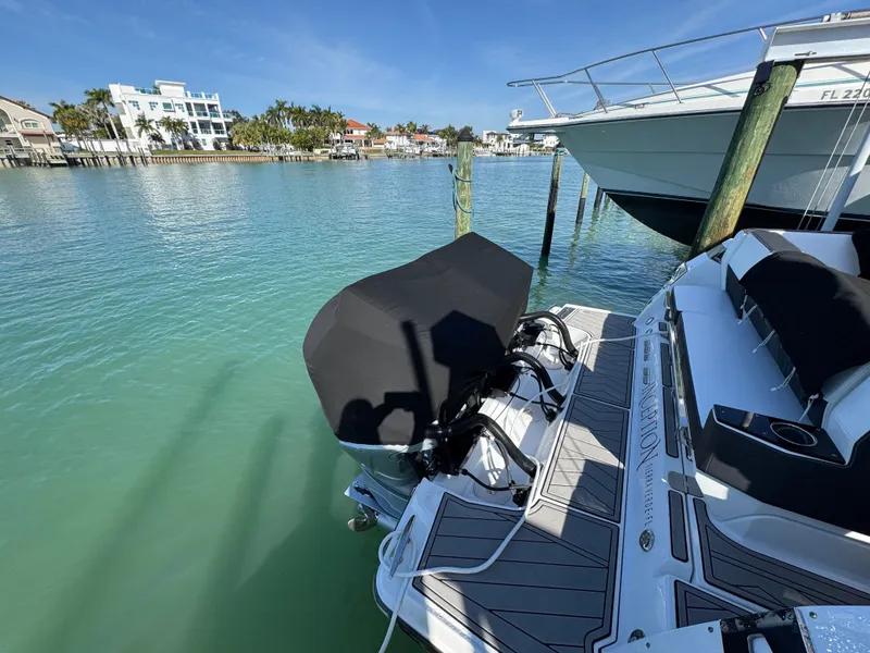 Slide: The Image of Monterey 385 SS 2023 - 29