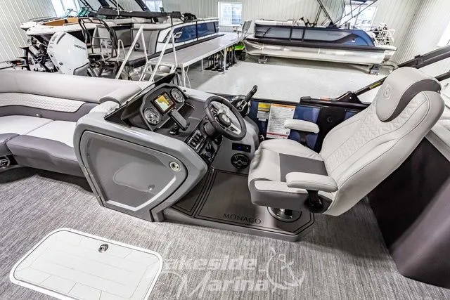 Slide: The Image of Godfrey Monaco 235 SB GTP 27 in. Center Tube Package 2025 - 16