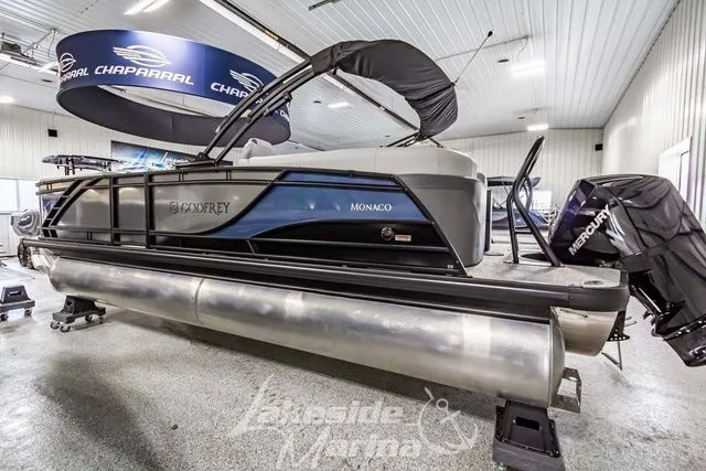 Slide: The Image of Godfrey Monaco 235 SB GTP 27 in. Center Tube Package 2025 - 6