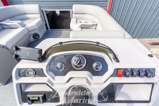 Slide: The Image of Godfrey Sweetwater 2286 SBX 2025 - 18