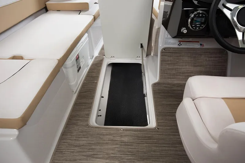 Slide: The Image of Glastron GTD 180 2019 - 22