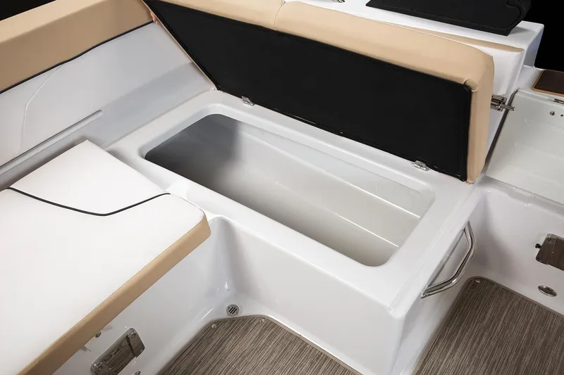 Slide: The Image of Glastron GTD 180 2019 - 24